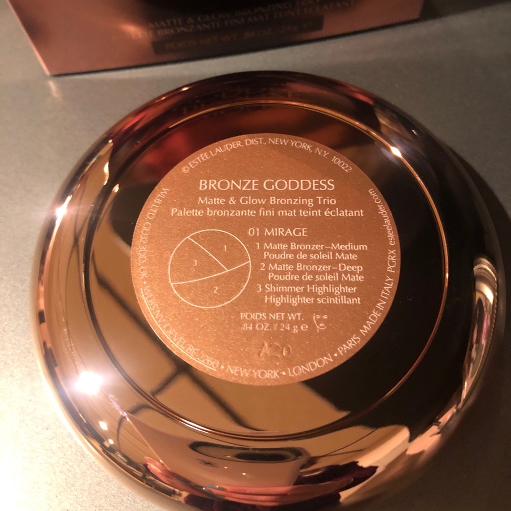 Estée Lauder Bronze Goddess Matte Glow Bronzer - Picture 6 of 6